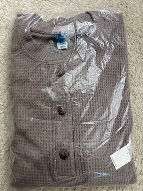 Old Navy Maternity Taupe Waffle-Knit Shirt